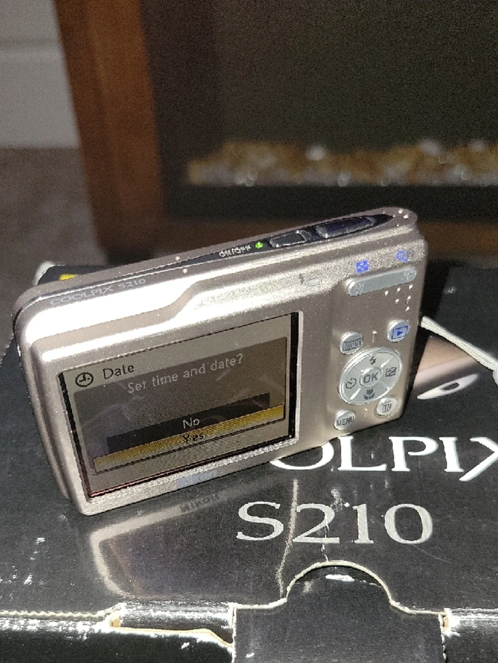 Nikon COOLPIX S210 Compact Digital Camera - Silver $265